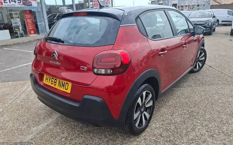 Used Citroën C3 Feel 82 HP (60 kW) 2018 Red Hatchback