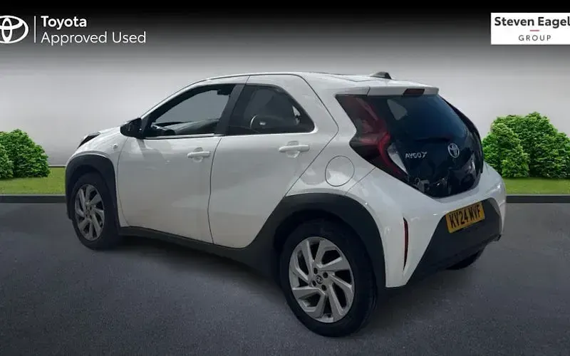 Usado Toyota Aygo X PURE 72 CV (52 kW) 2025 SUV