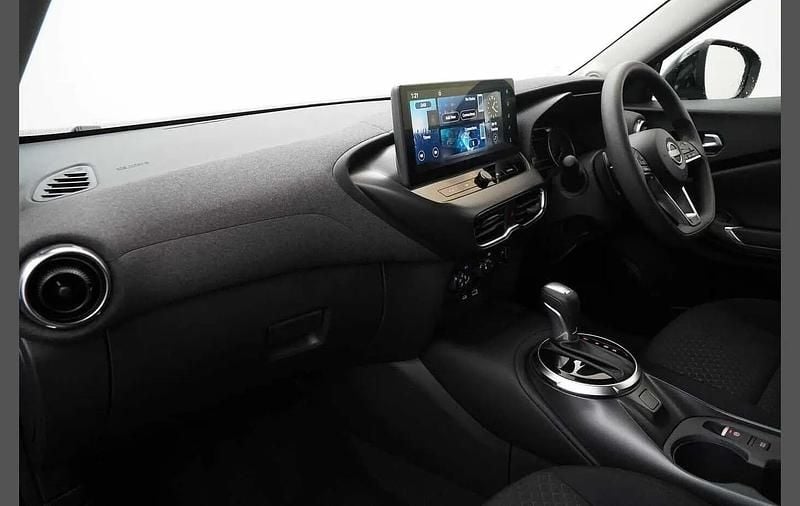 Used Nissan Juke Acenta Premium 112 HP (82 kW) 2024 Grey SUV