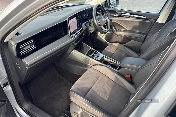 Used VW Tiguan Elegance 150 HP (110 kW) 2025 Silver SUV