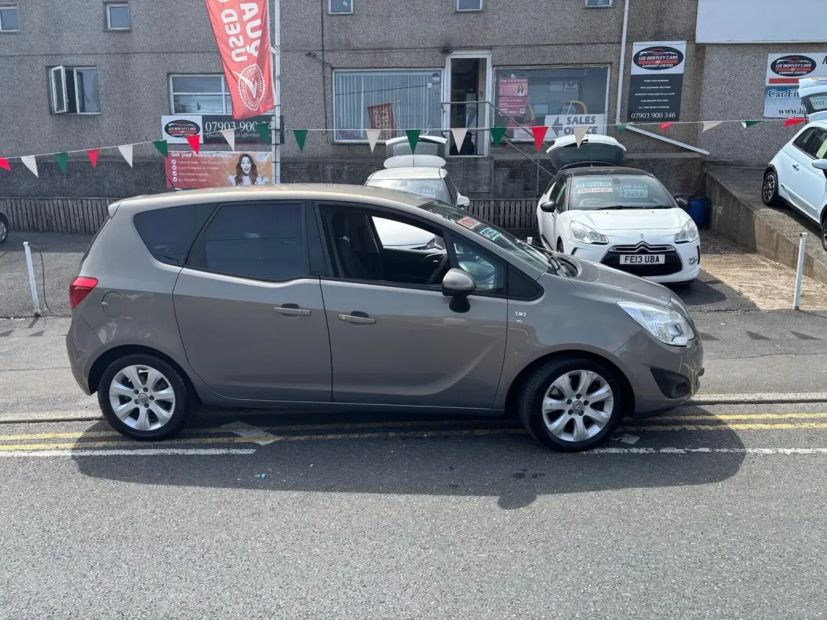 Used Vauxhall Meriva S 2010 Grey MPV