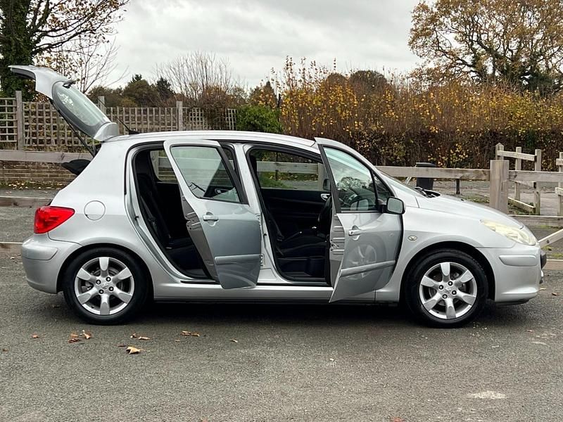 Used Peugeot 307 S 2006 Silver Hatchback