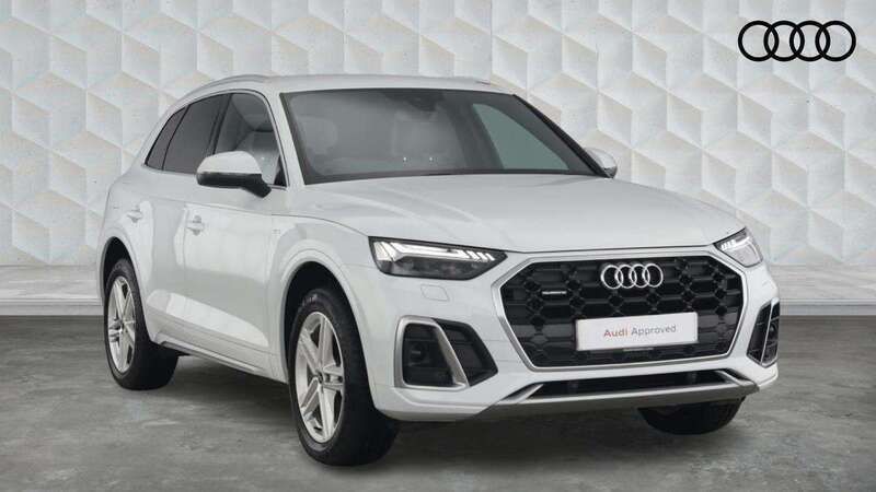 White Used 2023 Audi Q5 S-Line SUV | £35,000 (Fair price) - Image 1/4