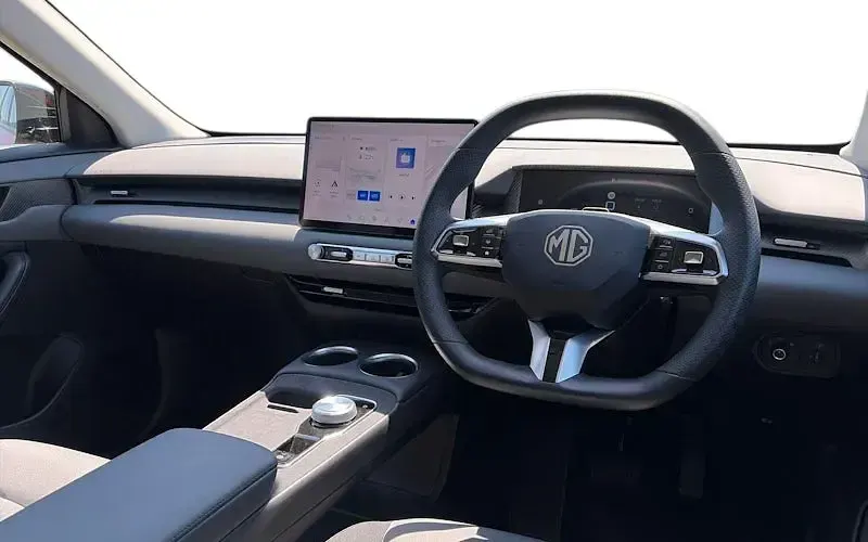 New MG S5 SE 125 kW (170 HP) 2025 Red SUV