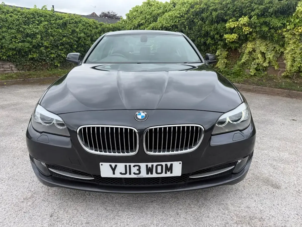 Usado BMW 525 218 CV (160 kW) 2013 Gris Berlina