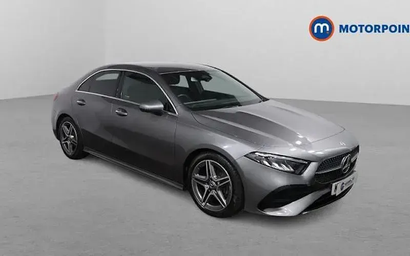 Begagnad Mercedes A180 Executive 136 HK (100 kW) 2025 Sedan