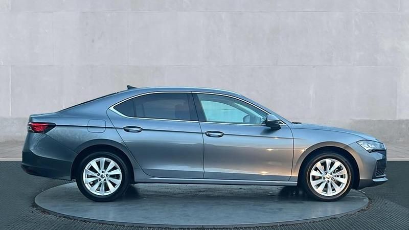 Used Skoda Superb SE Technology 150 HP (110 kW) 2025 Grey