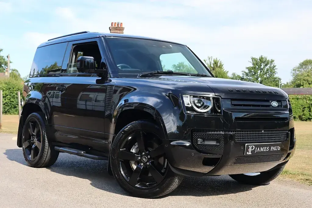Used Land Rover Defender HSE Dynamic 2023 Black SUV