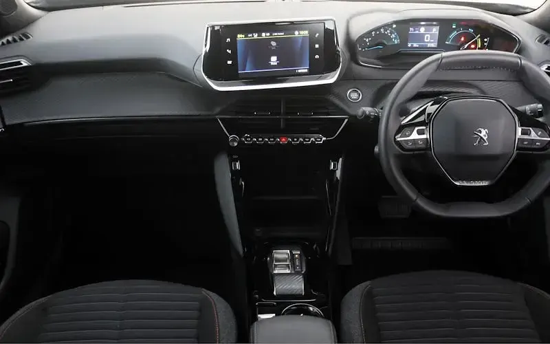 Used Peugeot e-2008 Active+ 100 kW (136 HP) 2023 Black SUV