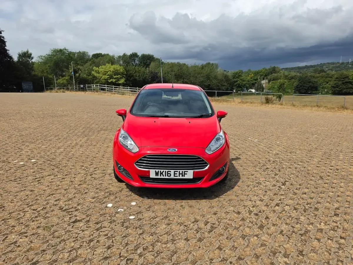 Used Ford Fiesta Zetec 2016 Red Hatchback