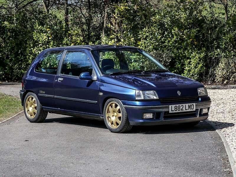 Used Renault Clio 150 HP (110 kW) 1993 Blue Hatchback