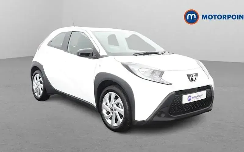 Used Toyota Aygo X PURE 72 HP (52 kW) 2025 SUV