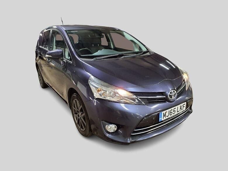 Used Toyota Verso Trend 147 HP (108 kW) 2015 Blue MPV