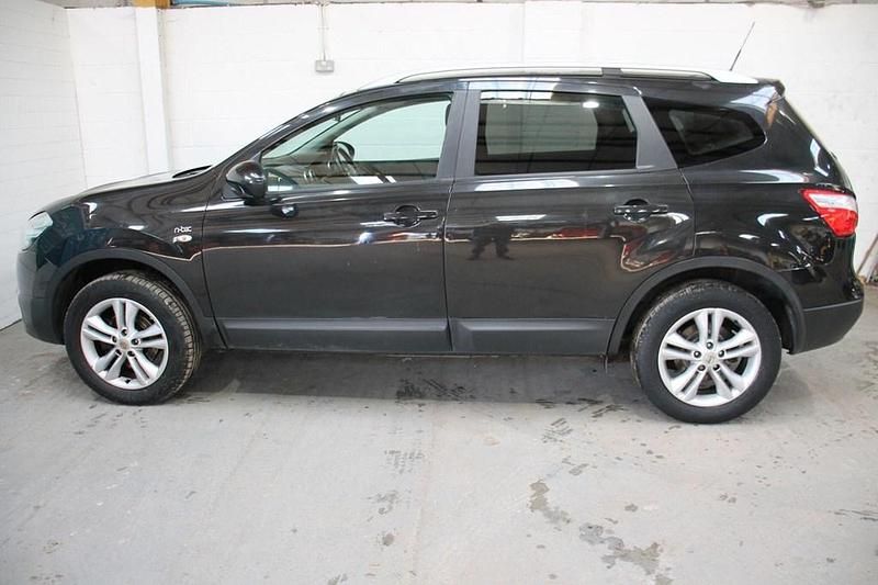 Used Nissan Qashqai +2 N-TEC 2010 Black SUV