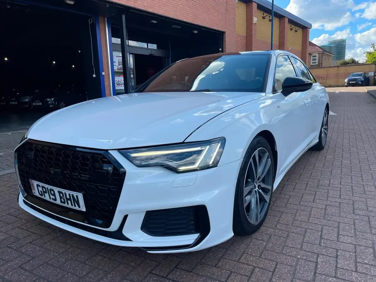 Used Audi A6 S-Line 204 HP (150 kW) 2019 White Sedan