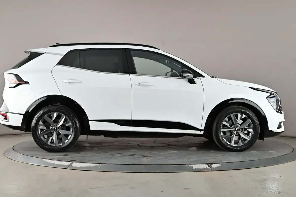 Used Kia Sportage GT-Line S 226 HP (166 kW) 2023 White SUV