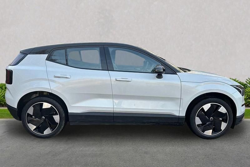 Used Volvo EX30 Plus 200 kW (272 HP) 2025 White SUV