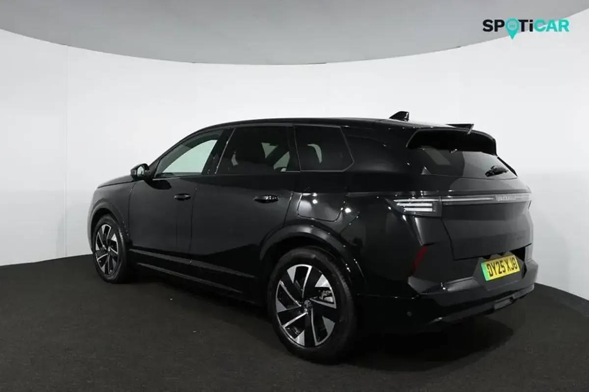 Used Vauxhall Grandland 154 kW (210 HP) 2025 Black SUV