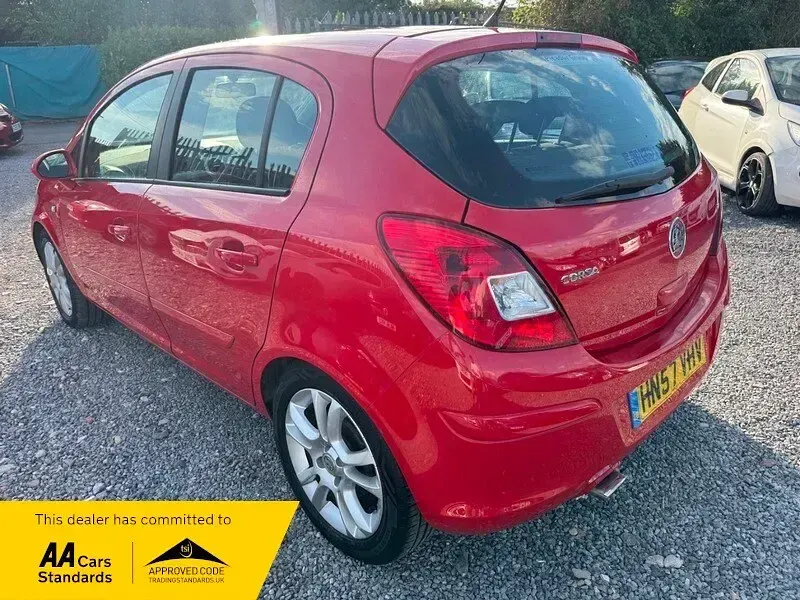 Used Vauxhall Corsa 90 HP (66 kW) 2007 Red Hatchback