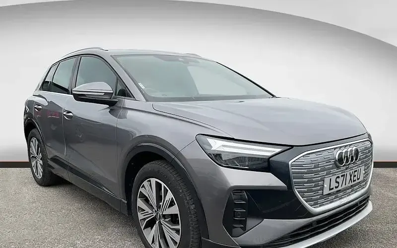 Used Audi Q4 e-tron Sport 125 kW (170 HP) 2021 SUV
