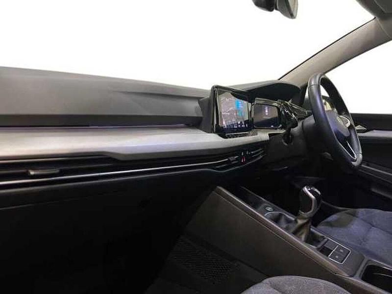 Used VW Golf VIII Life 130 HP (95 kW) 2022 Grey Estate