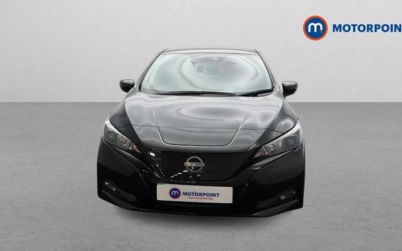 Used Nissan Leaf N-Connecta 110 kW (150 HP) 2025 Hatchback