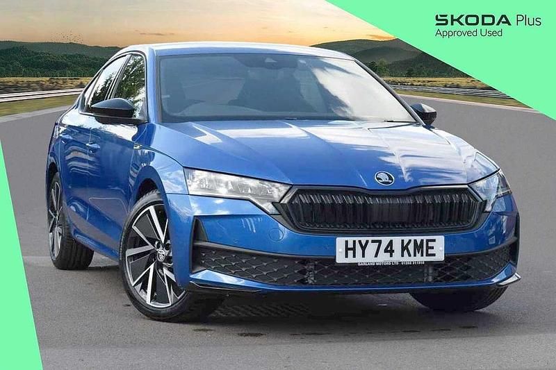 Blue Used 2024 Skoda Octavia SportLine Hatchback | £25,400 (Expensive) - Image 1/4