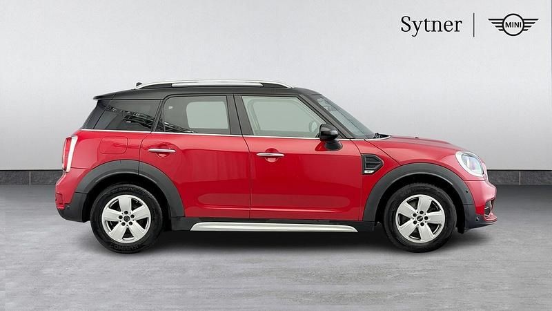 Used Mini Cooper Countryman Classic 134 HP (98 kW) 2019 Red SUV