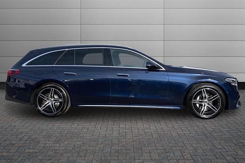 Used Mercedes E450 AMG Line Premium 367 HP (269 kW) 2025 Nautic blue Estate