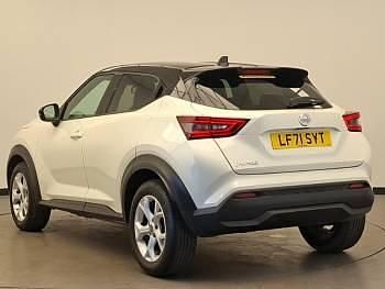 Used Nissan Juke N-Connecta 114 HP (83 kW) 2021 White SUV