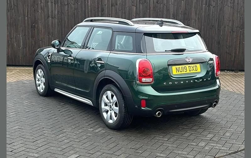 Green Used 2019 Mini Cooper S Countryman SUV | £13,299 (Good price) - Image 1/4