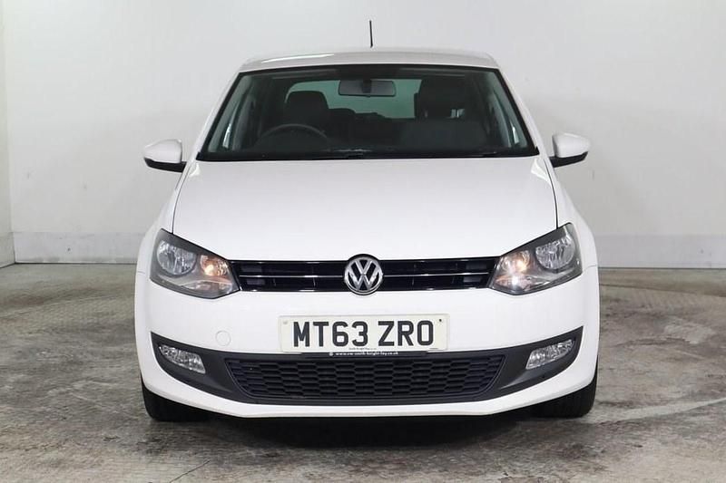 Used VW Polo Edition 85 HP (62 kW) 2013 White Hatchback