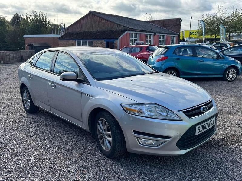 Silver Used 2010 Ford Mondeo Zetec Hatchback | £995 (Good price) - Image 1/4