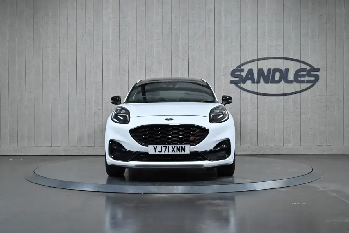 Usado Ford Puma ST 2021 Branco Citadino