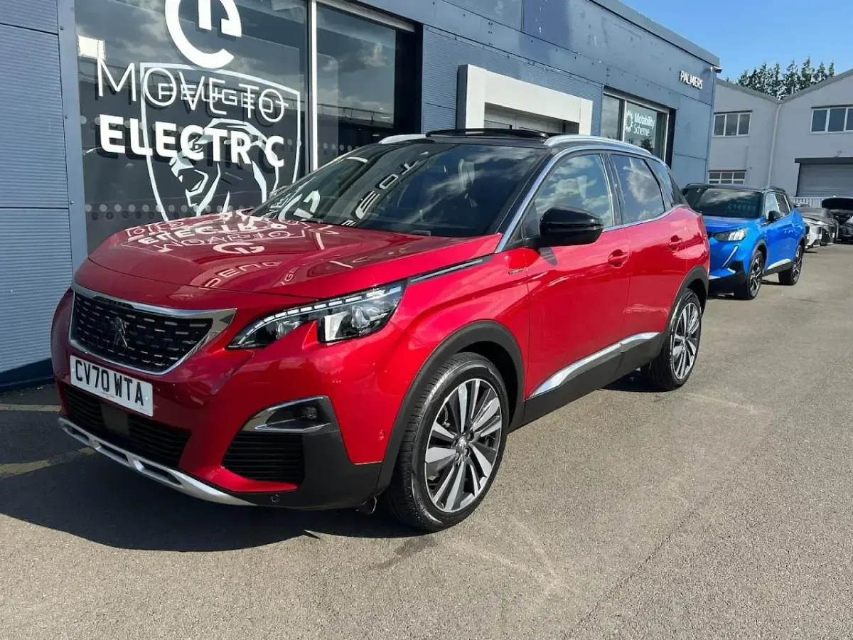 Used Peugeot 3008 Premium 129 HP (94 kW) 2020 Red SUV