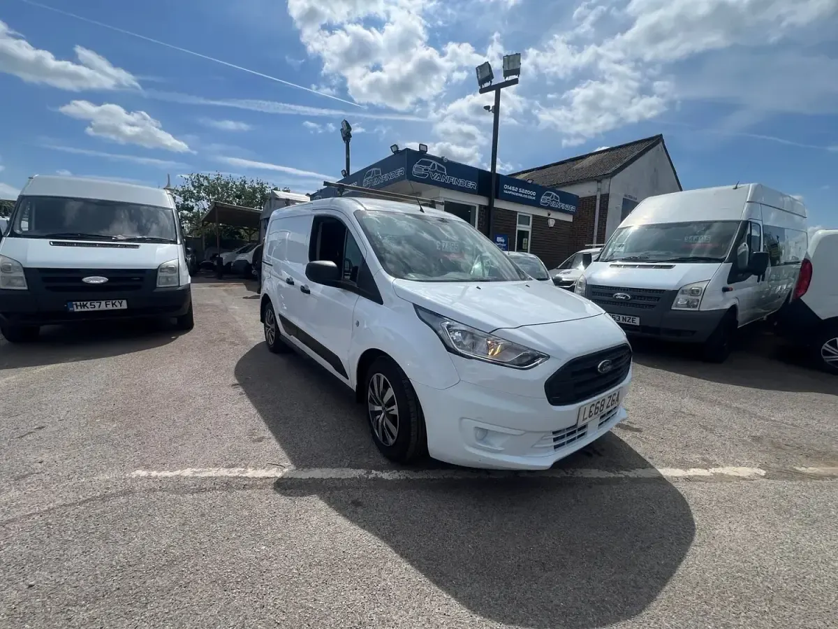 Used Ford Transit Connect 2019 White MPV
