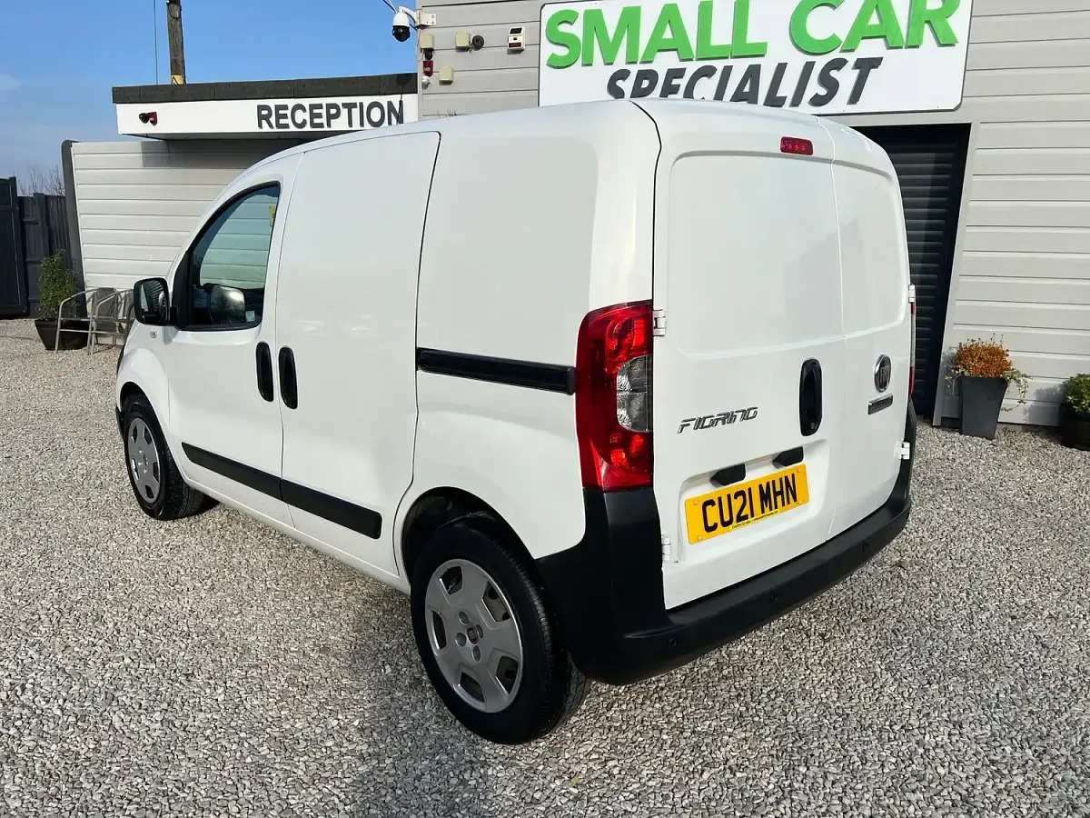 Used Fiat Fiorino S 80 HP (58 kW) 2021 White MPV