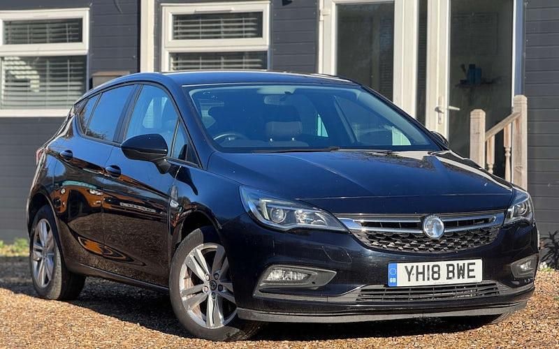 Used Vauxhall Astra 136 HP (100 kW) 2018 Blue Hatchback