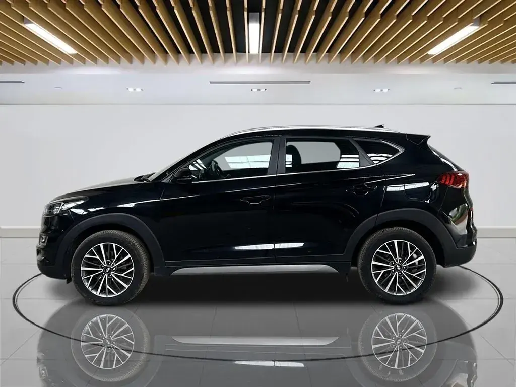Used Hyundai Tucson Premium 177 HP (130 kW) 2019 Black SUV