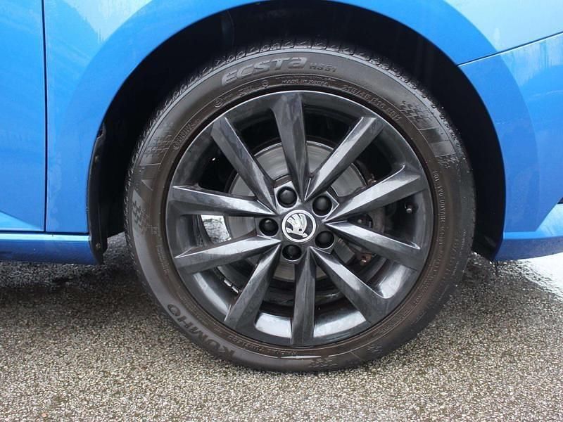 Used Skoda Fabia Colour Edition 70 HP (51 kW) 2020 Race blue metallic black magic pearl effect Hatchback