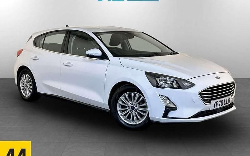 Used 2021 Ford Focus Titanium Hatchback | £10,695 (Super price) - Image 1/2