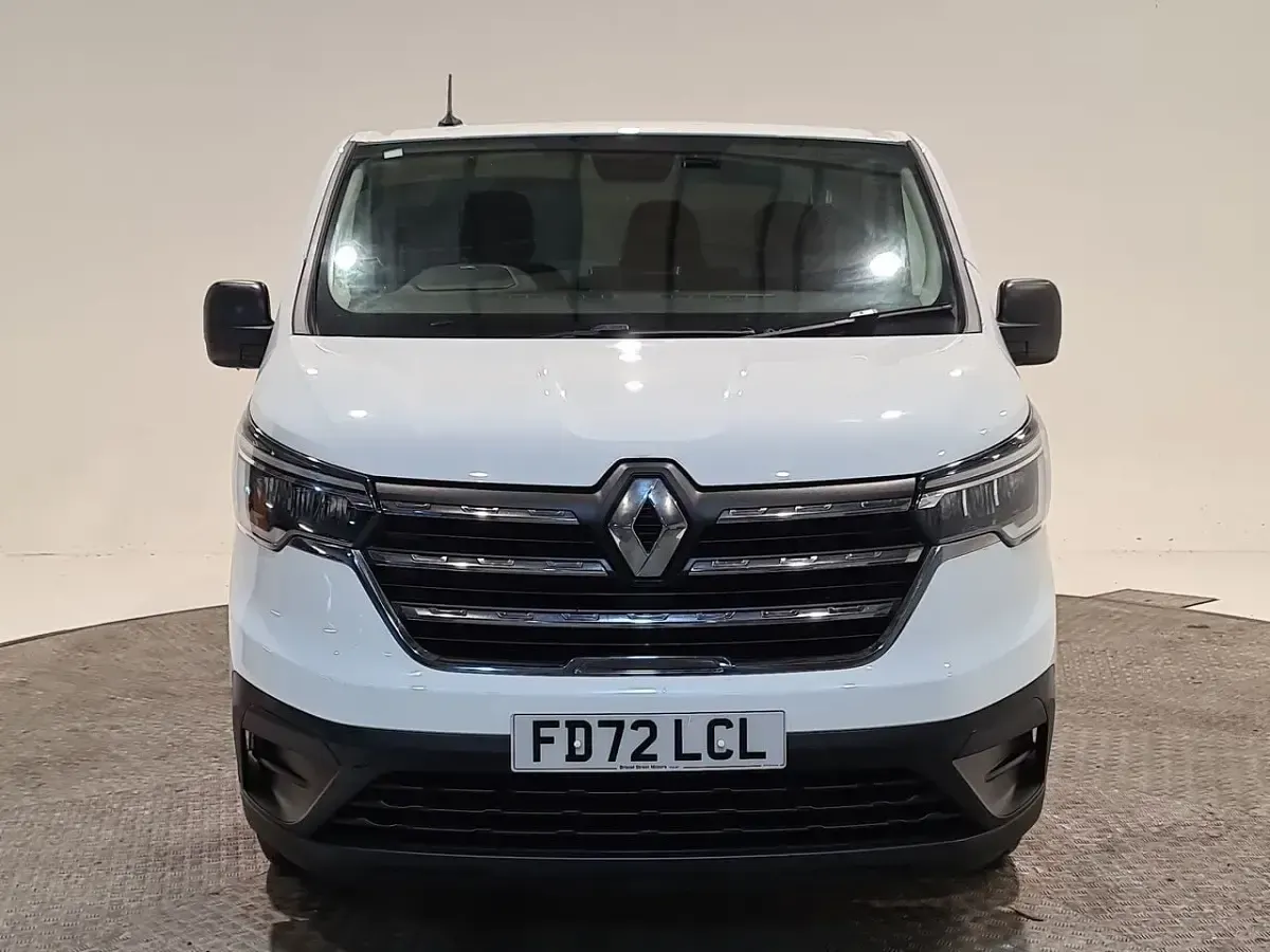 Used Renault Trafic Business 120 HP (88 kW) 2022 White