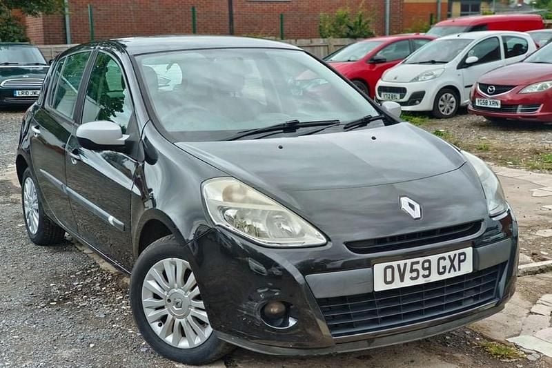 Used Renault Clio II Expression 2009 Black Hatchback