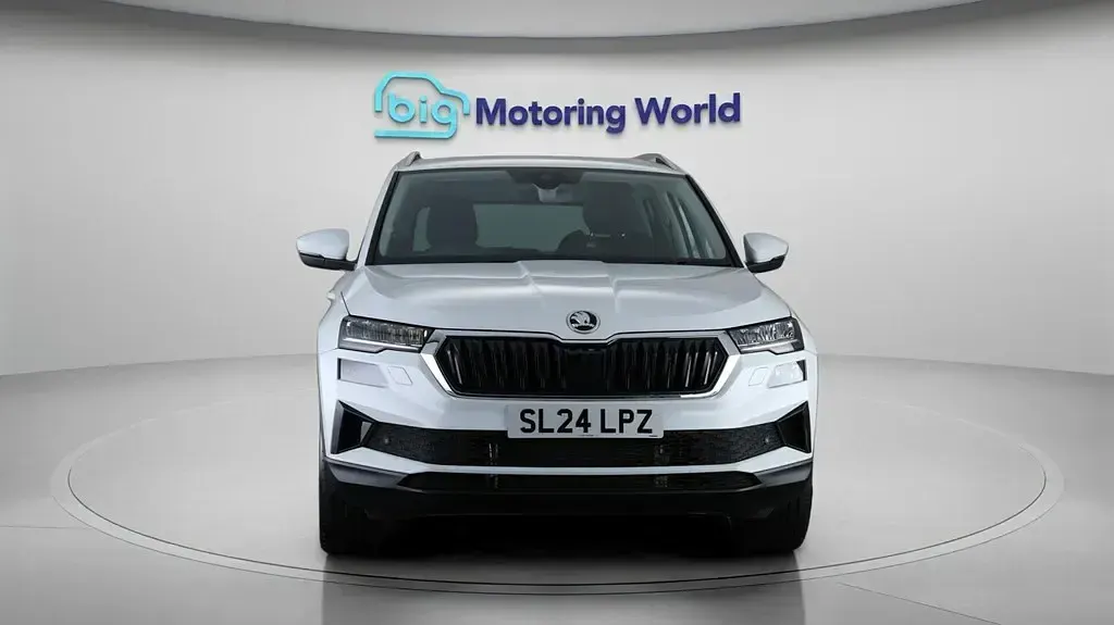Used Skoda Karoq SE L 150 HP (110 kW) 2024 White SUV