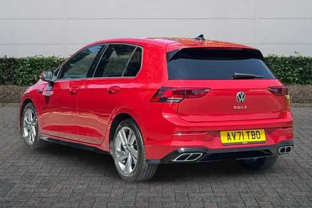 Used VW Golf VIII 130 HP (95 kW) 2021
