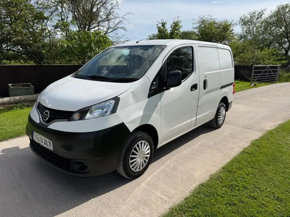 Używany Nissan NV200 Acenta 2019 Biały Minivan