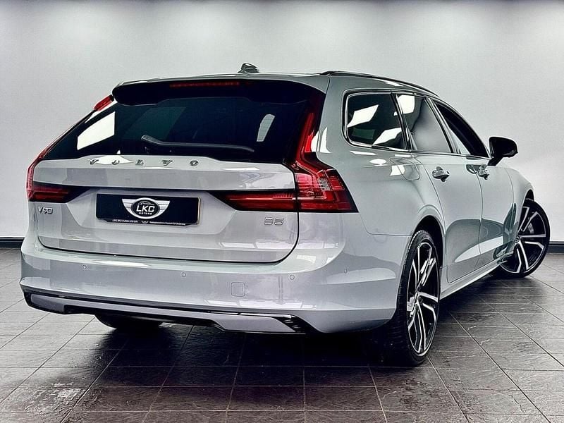 Used Volvo V90 Ultimate 2023 Grey Estate