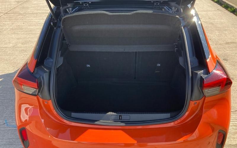 Used Vauxhall Corsa Edition 101 HP (74 kW) 2022 Orange Hatchback