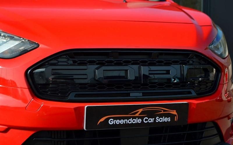 Used Ford Tourneo Active 120 HP (88 kW) 2021 Estate