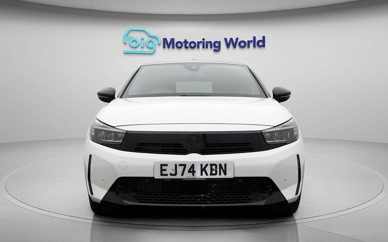 Used Vauxhall Corsa S 131 HP (96 kW) 2024 White Hatchback
